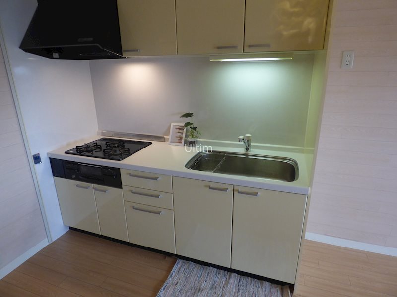 キッチン　別部屋のお写真です。ご参考までに！