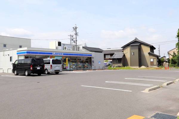 コンビニ　ローソン 一宮小信中島南店（コンビニ）まで350m