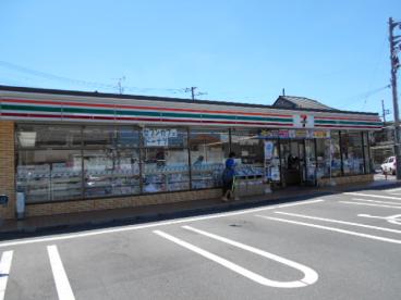 コンビニ　セブンイレブン 草加弁天1丁目店（コンビニ）まで713m