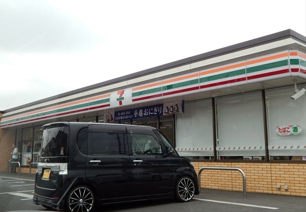 コンビニ　セブンイレブン上尾原市バイパス店（コンビニ）まで317m