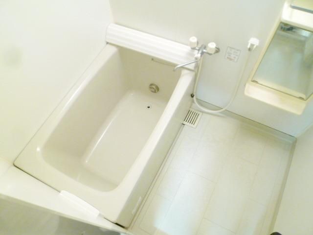 バス・シャワールーム　★鏡付き★