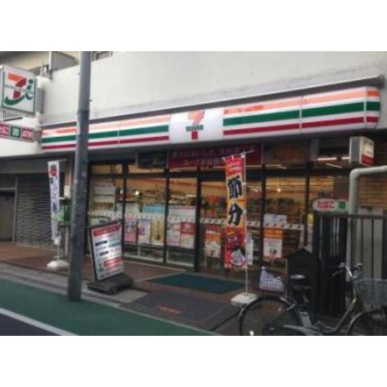 コンビニ　セブンイレブン（コンビニ）まで100m