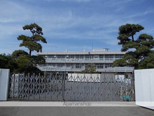 中学校　岩室中学校（中学校）まで2300m
