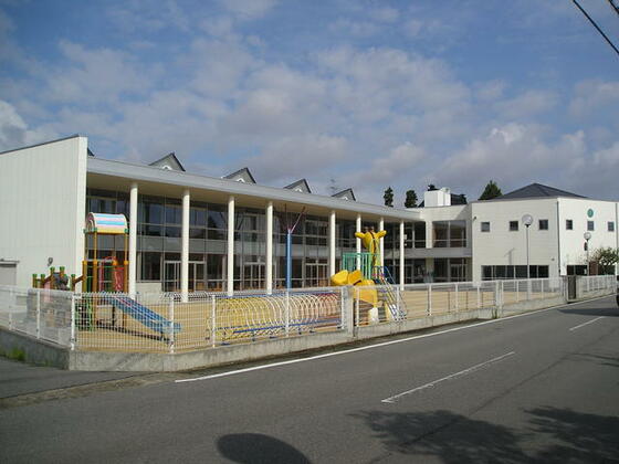 幼稚園・保育園　紫幼稚園（幼稚園・保育園）まで405m