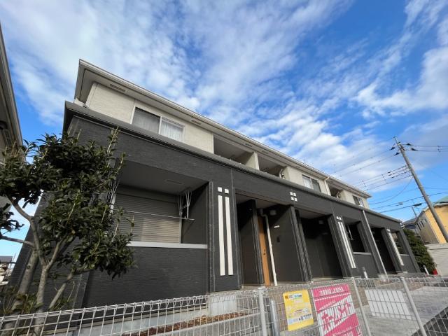 エントランス　外観写真（昼）