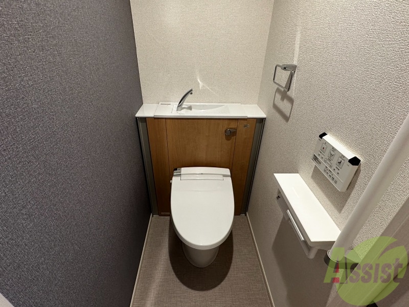トイレ　トイレは綺麗でウォッシュレットも付いて快適にお使い頂けます。