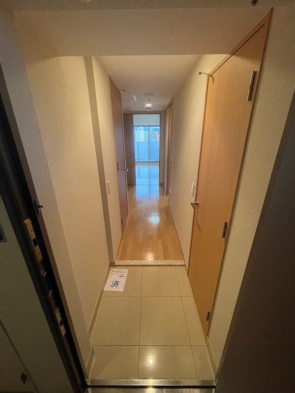 玄関　※他のお部屋です、ご参考までに