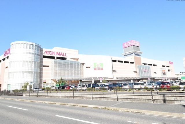 ショッピングセンター　イオンモール福岡伊都（ショッピングセンター）まで660m