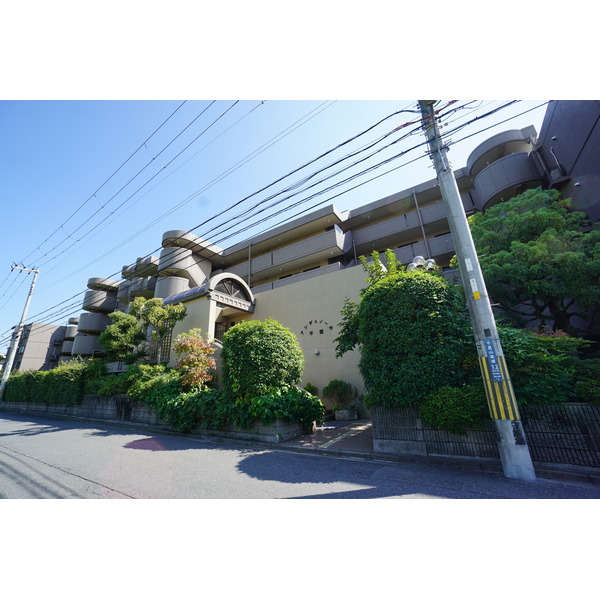 建物外観　オンライン内覧実施中