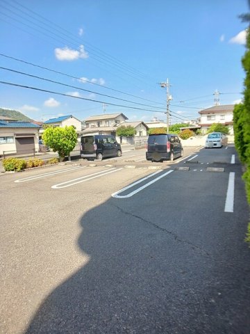 駐車場　駐車場があります