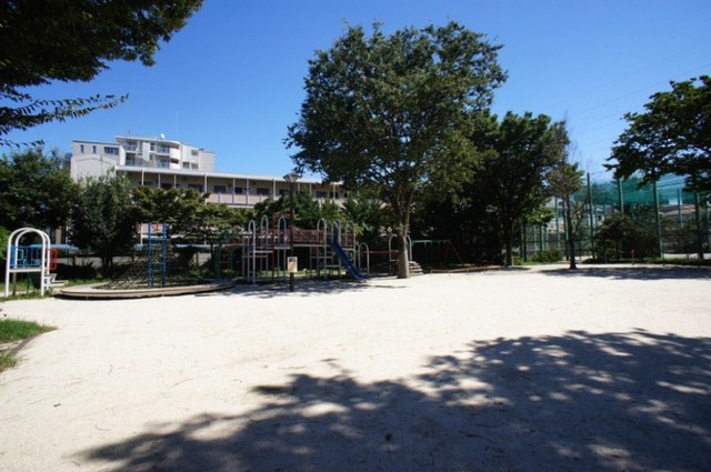 公園　杉並区立永福中央公園（公園）まで537m