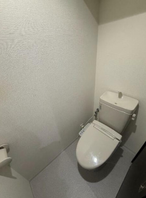 トイレ　清潔感のあるトイレです