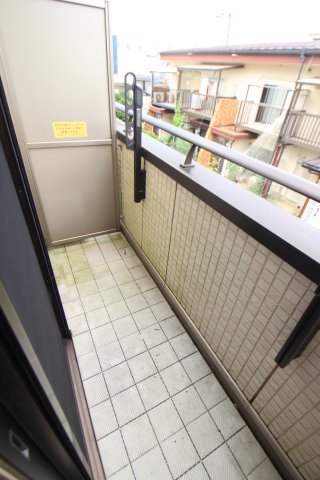 バルコニー　前回募集時の写真です。現況優先