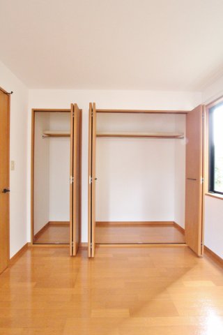 収納　参考写真（同物件別部屋）