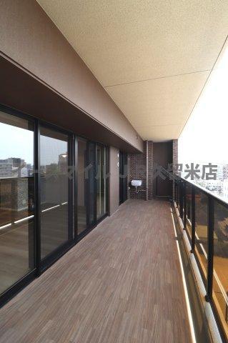 バルコニー　※同マンション内別室の室内写真となります。 ※参考イメージ