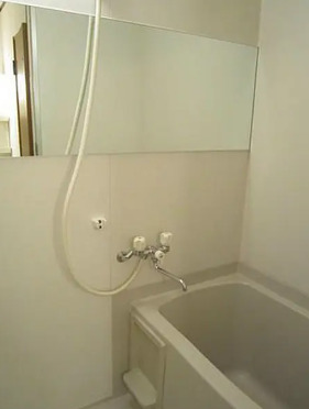 バス・シャワールーム　別部屋の画像を使用しております。