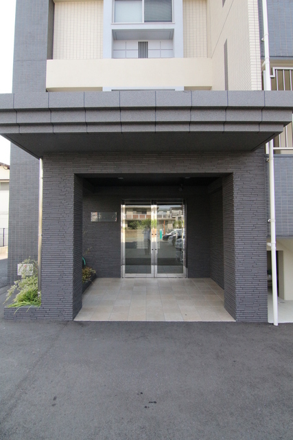 エントランス　建物入口
