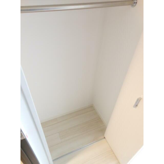 収納　（別タイプ参考写真）ガーラ・グランディ池袋　豊島区東池袋２