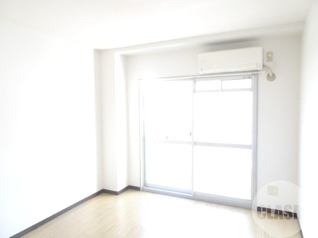 居室・リビング　明るいお部屋です♪
