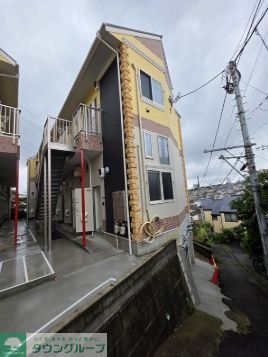 建物外観　エントランス