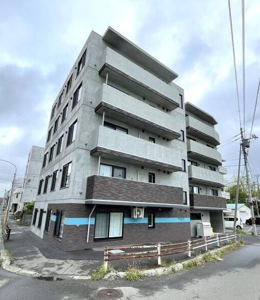 建物外観　物件名【PRESCELTO千歳】とお伝えください！