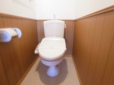 トイレ　別部屋