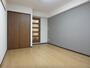 居室・リビング　８帖フローリングのお部屋です