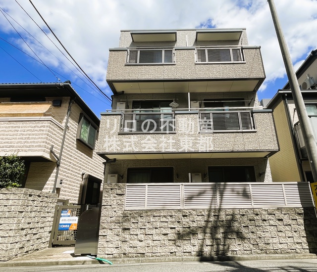 建物外観　防犯が気になる方におすすめのオートロック付です！