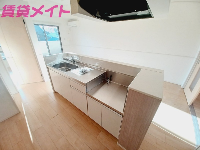 キッチン　同タイプの部屋写真です