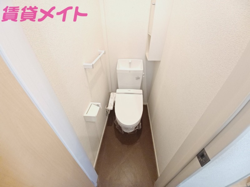 トイレ　同タイプの部屋写真です