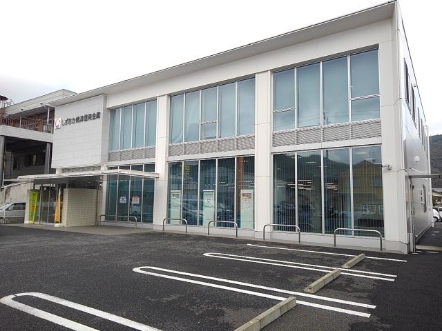 銀行　しずおか焼津信用金庫　羽鳥支店（銀行）まで1000m