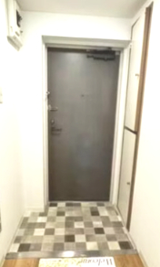 玄関　落ち着いた玄関です