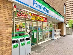 コンビニ　ファミリーマート アネックス豊洲店（コンビニ）まで52m