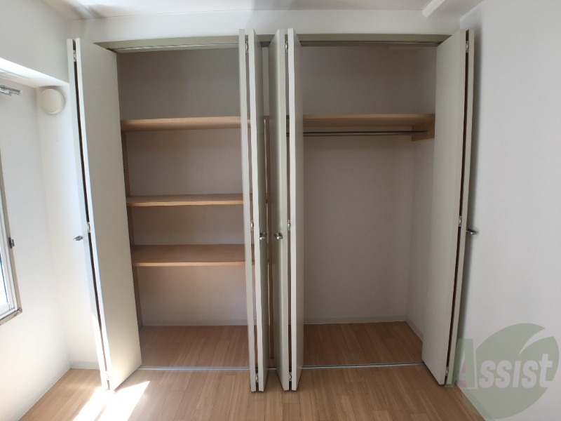 収納　クローゼットがありました。お洋服や荷物はここへ
