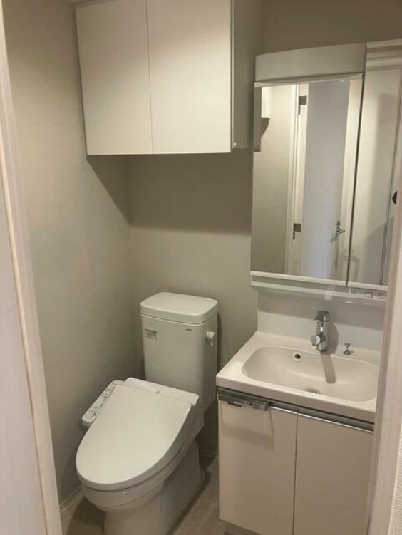トイレ　別部屋参考写真