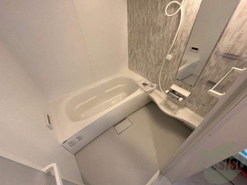 バス・シャワールーム　疲れを癒すには湯船でゆっくりするのが良いですよ。