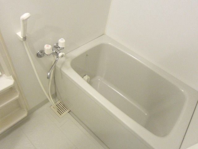 バス・シャワールーム　★きれいなお風呂場です★