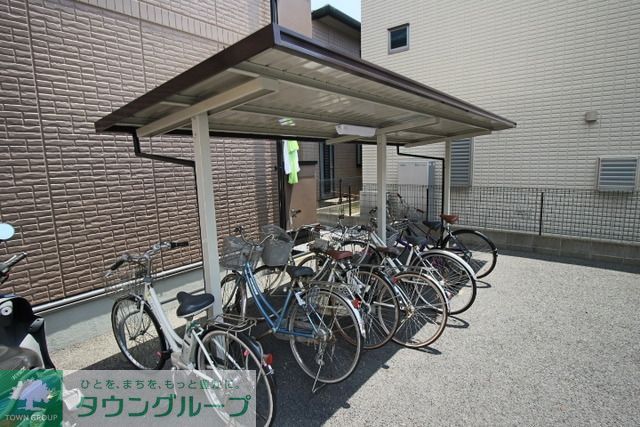 その他共有部分　自転車にも優しい屋根つき