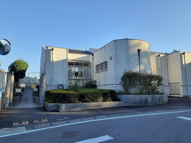 幼稚園・保育園　荒子保育園（幼稚園・保育園）まで276m