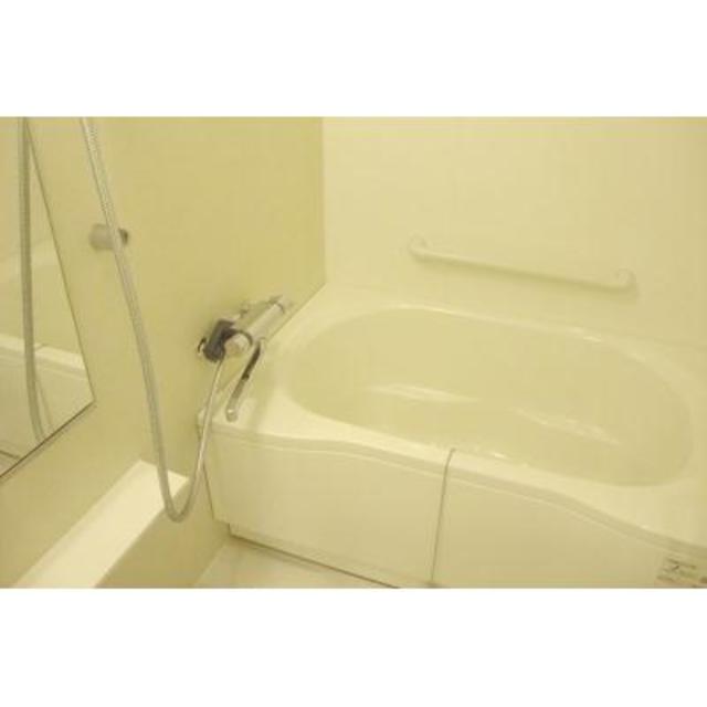 バス・シャワールーム　※写真は同タイプ住戸です。