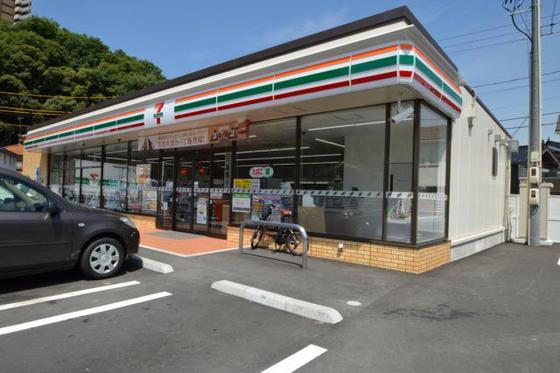 コンビニ　セブンイレブン広島深川１丁目店（コンビニ）まで628m