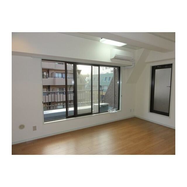 居室・リビング　別部屋参考写真