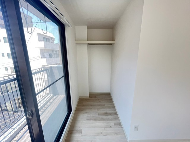 収納　※同物件別部屋の写真です