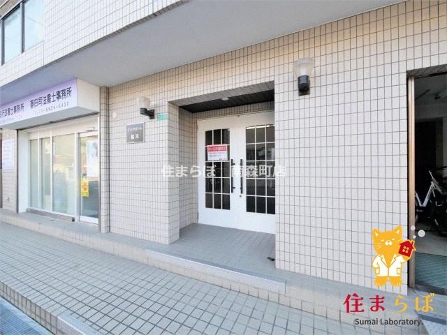 エントランス　共用部の印象も大切に