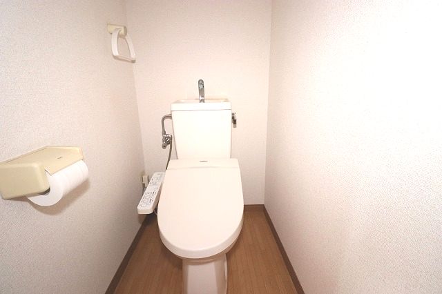 トイレ　ゆったりとした空間のトイレです