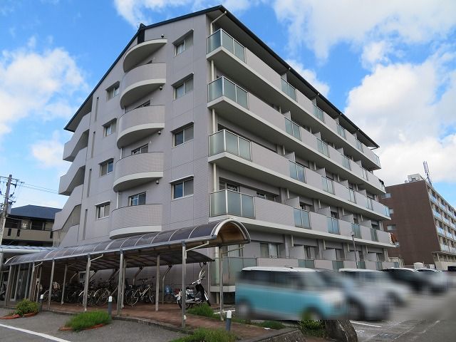 建物外観　きれいな外観です