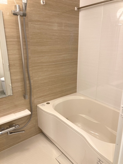 バス・シャワールーム　※写真は同タイプ住戸です。