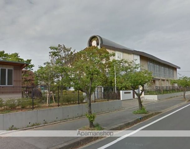 小学校　潮来市立日の出小学校（小学校）まで1059m