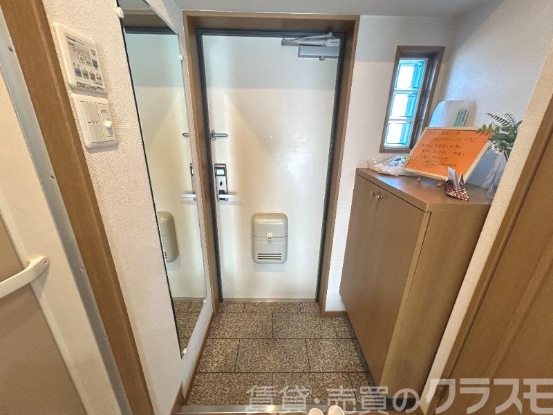 玄関　シューズボックスあり♪