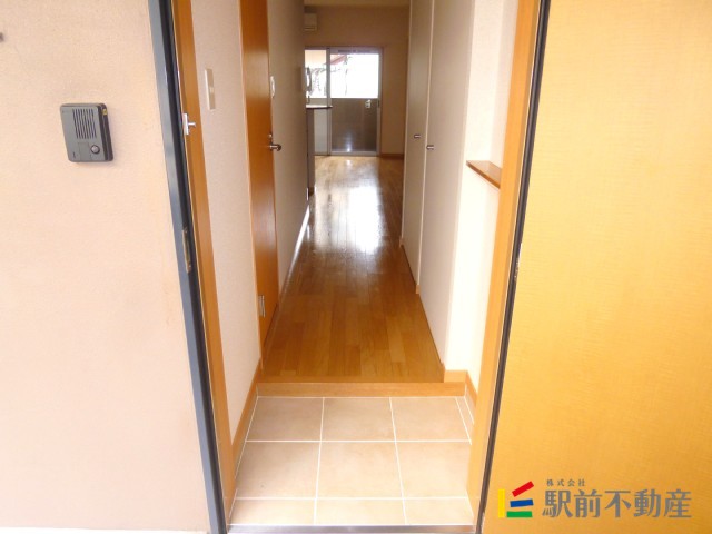 玄関　同タイプ別部屋